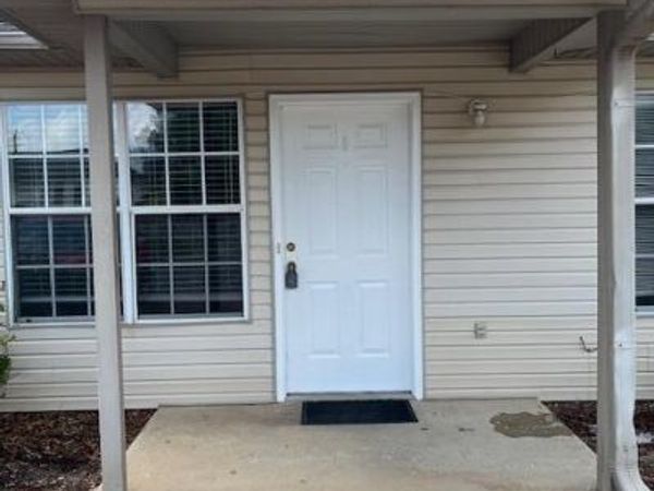 6905 Sea Turtle Circle, Unit D, Navarre, FL 32566