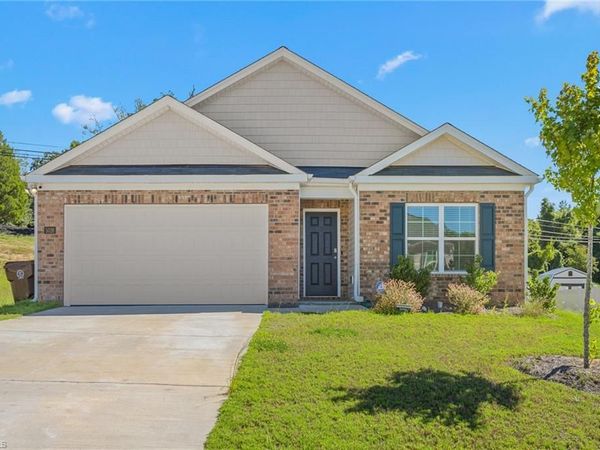 5026 Crest Court , Trinity, NC 27370