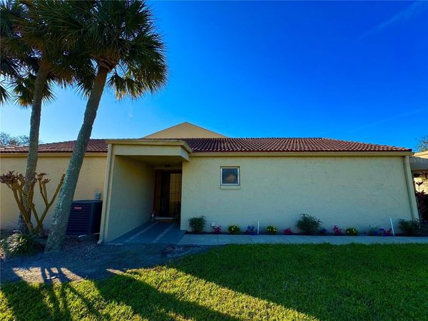 1102 BOCANA DRIVE , Unit 1102, CASSELBERRY, FL 32707