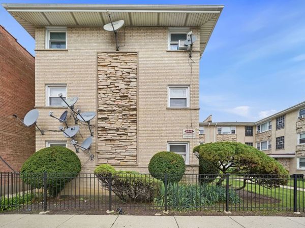 6968 W Diversey Avenue , Unit 8, Chicago, IL 60707