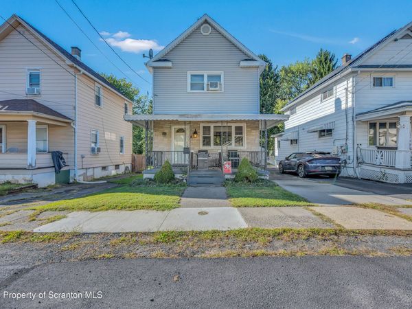 2123 Ballau Avenue , Scranton, PA 18508