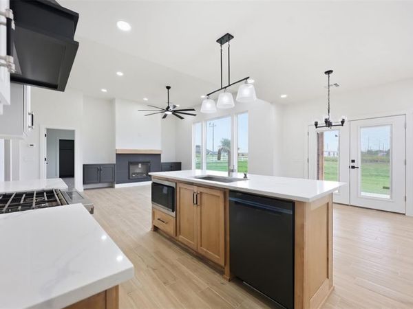 2180 Providence Way, Crescent, OK 73028