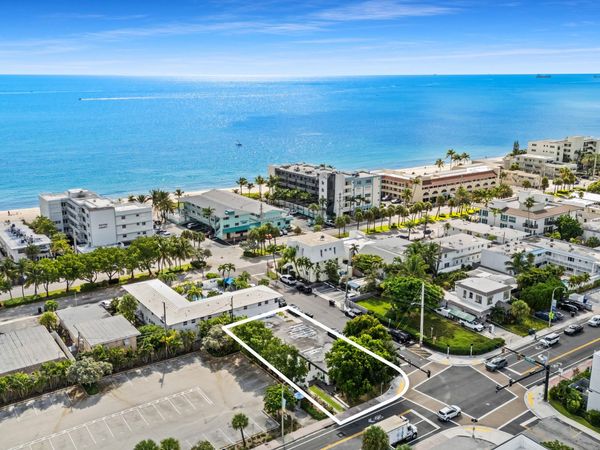 4300 N OCEAN Drive, Unit 1-3, Lauderdale-By-The-Sea, FL 33308