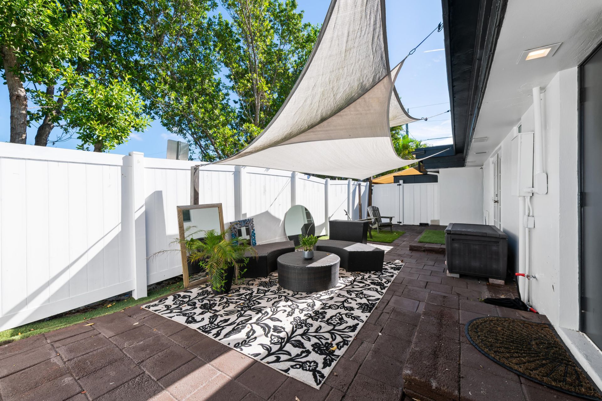 4300 N Ocean Drive, Unit 1-3, Lauderdale by the Sea, FL 33308 Photo