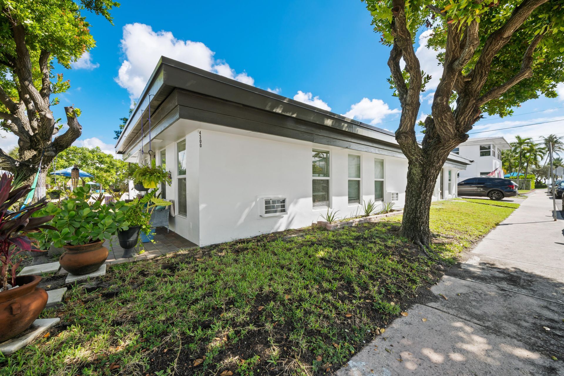 4300 N Ocean Drive, Unit 1-3, Lauderdale by the Sea, FL 33308 Photo