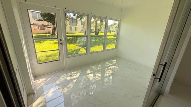 9 Willowbrook Lane, Unit 102, Delray Beach, FL 33446 Photo