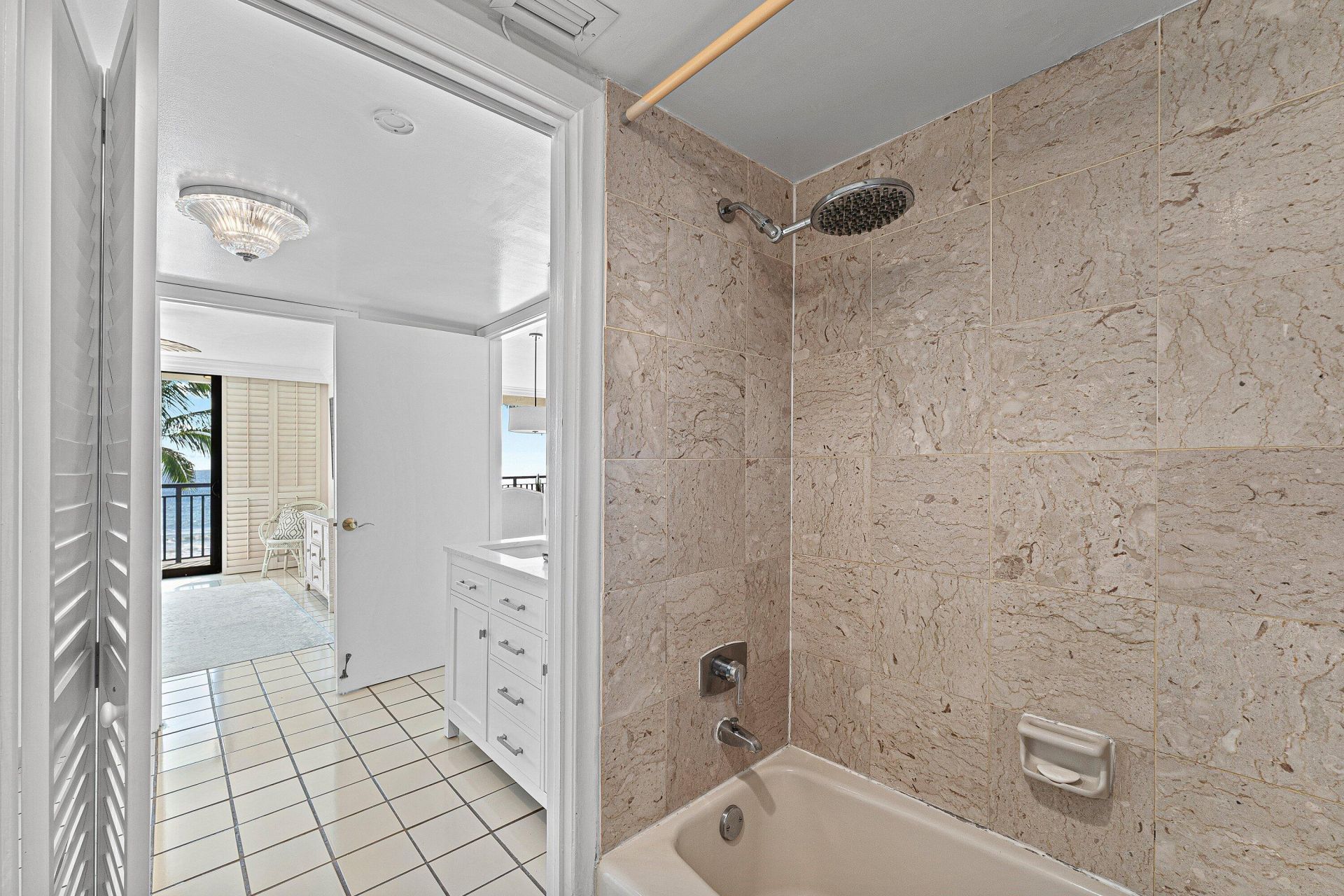 3951 N Ocean Boulevard, Unit 302, Delray Beach, FL 33483 Photo