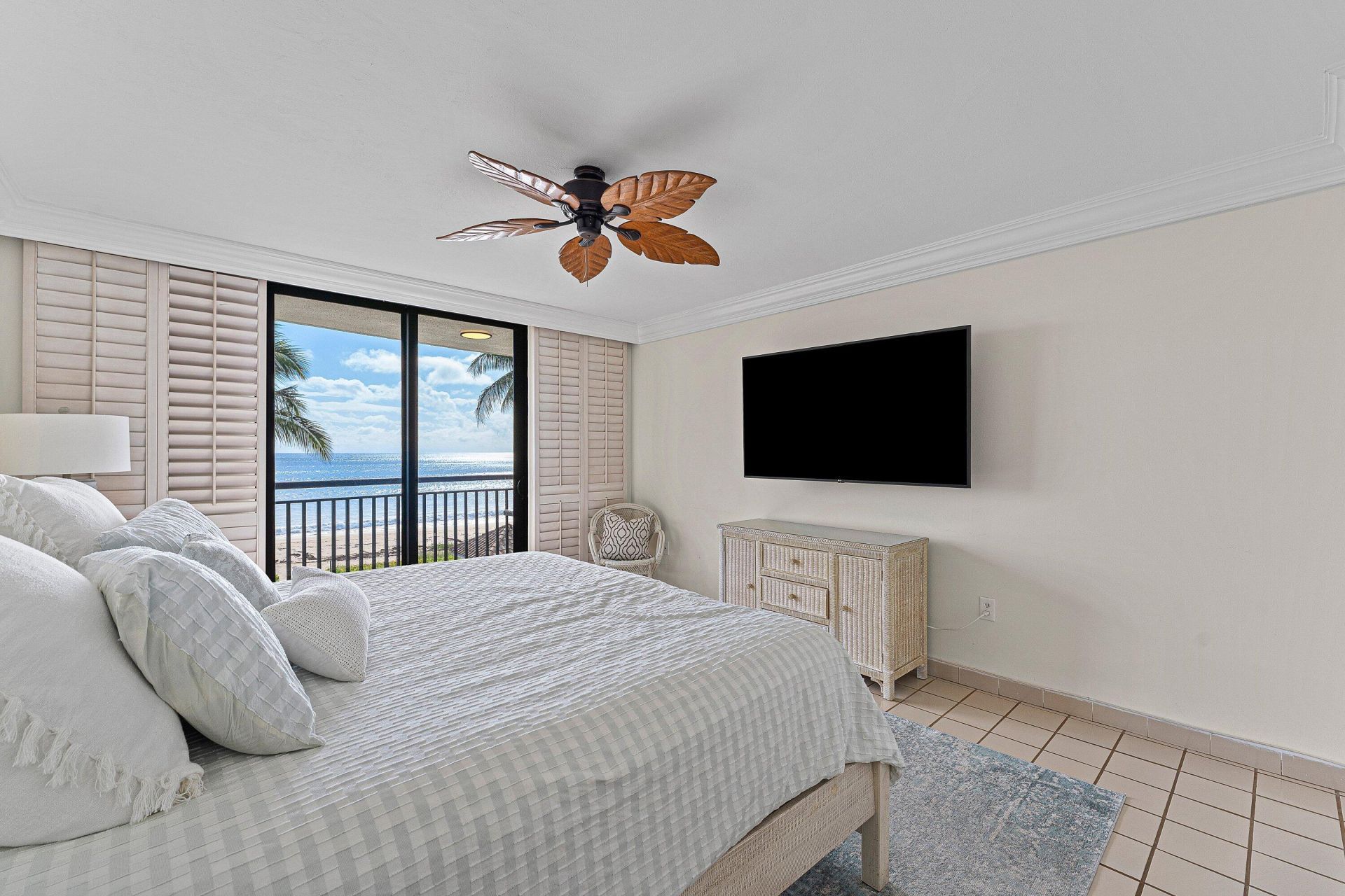 3951 N Ocean Boulevard, Unit 302, Delray Beach, FL 33483 Photo