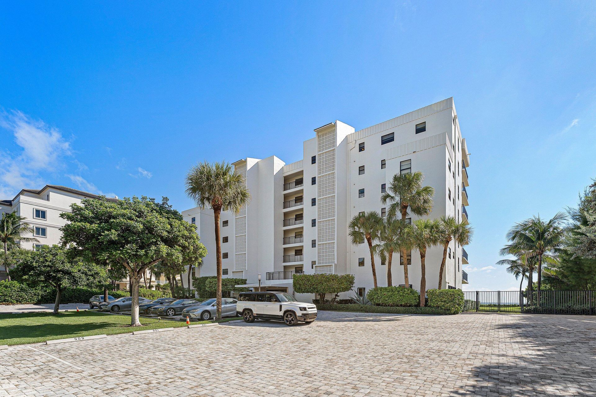 3951 N Ocean Boulevard, Unit 302, Delray Beach, FL 33483 Photo
