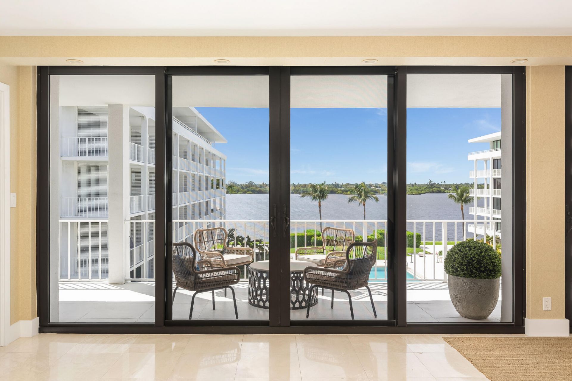 2784 S Ocean Boulevard, Unit 301E, Palm Beach, FL 33480 Photo