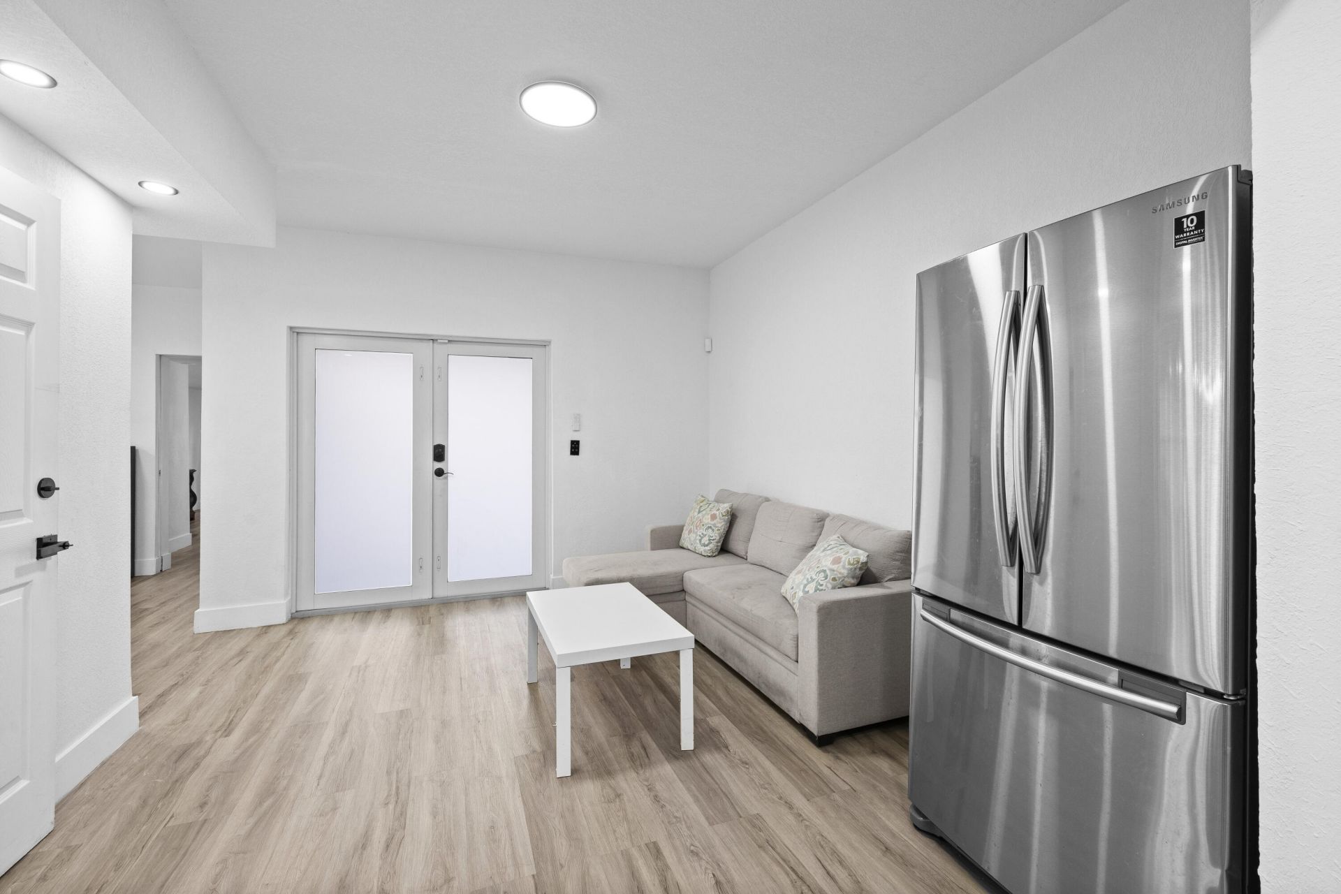 28 NE 165th Street, Miami, FL 33162 Photo