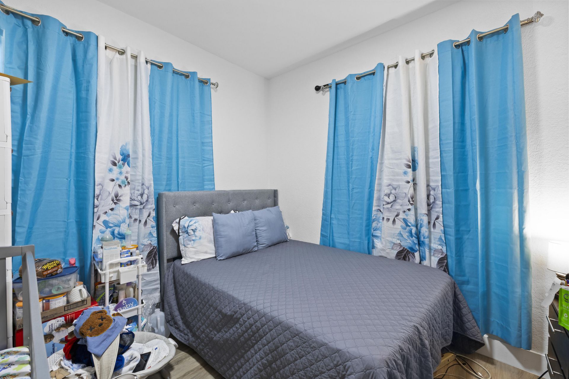 28 NE 165th Street, Miami, FL 33162 Photo