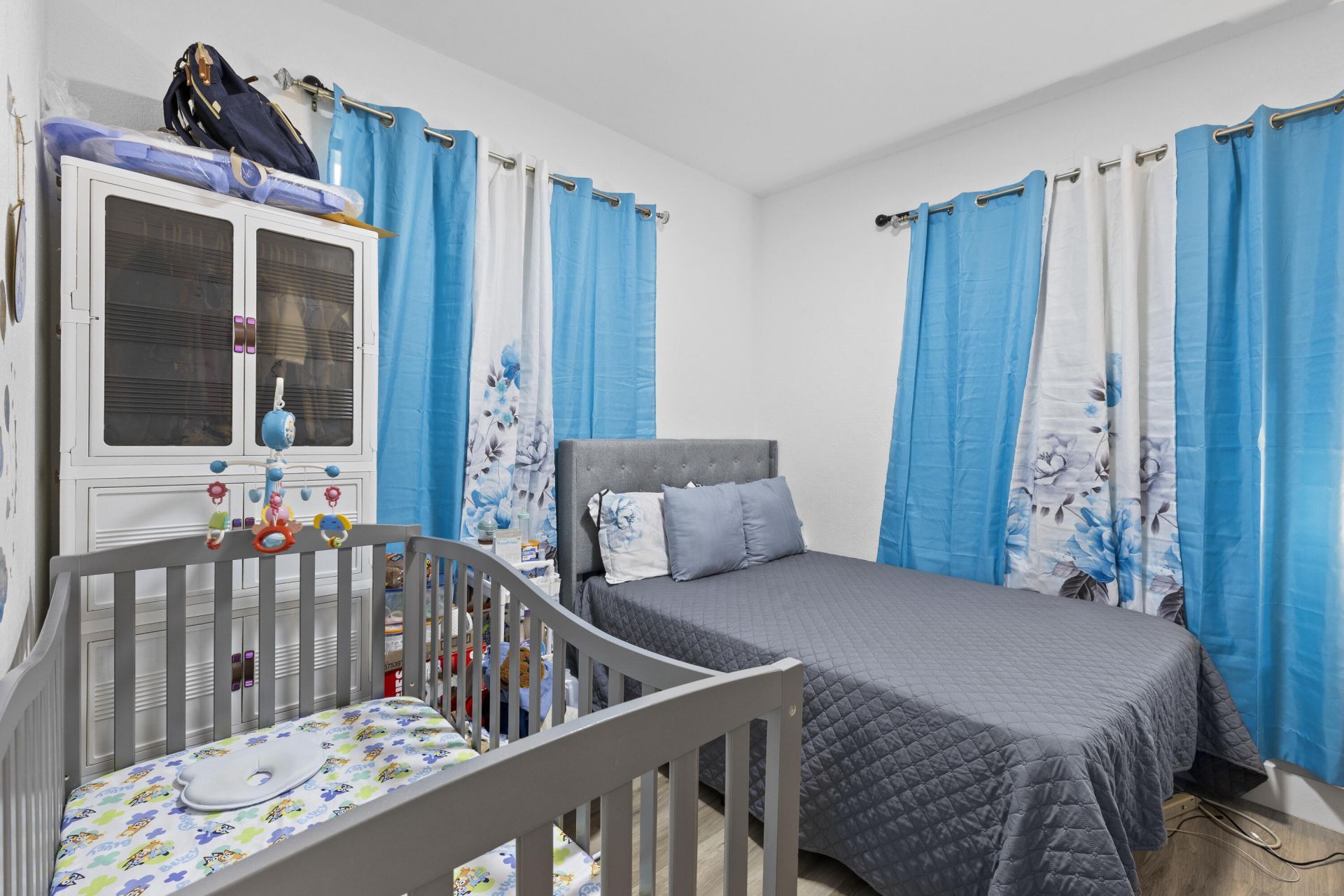 28 NE 165th Street, Miami, FL 33162 Photo