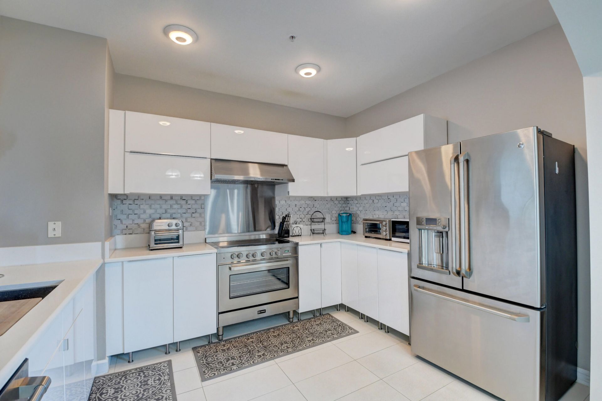 71 NW 4th Avenue, Delray Beach, FL 33444 Photo