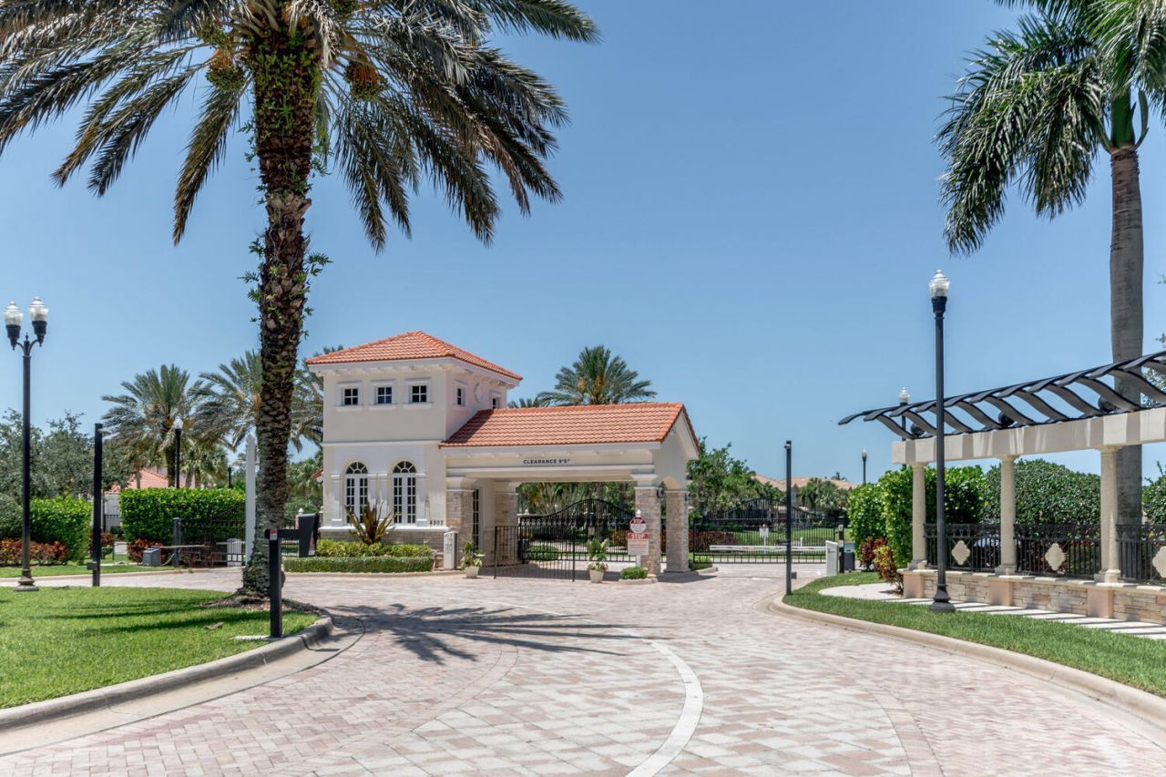 4655 Cadiz Circle, Palm Beach Gardens, FL 33418 Photo