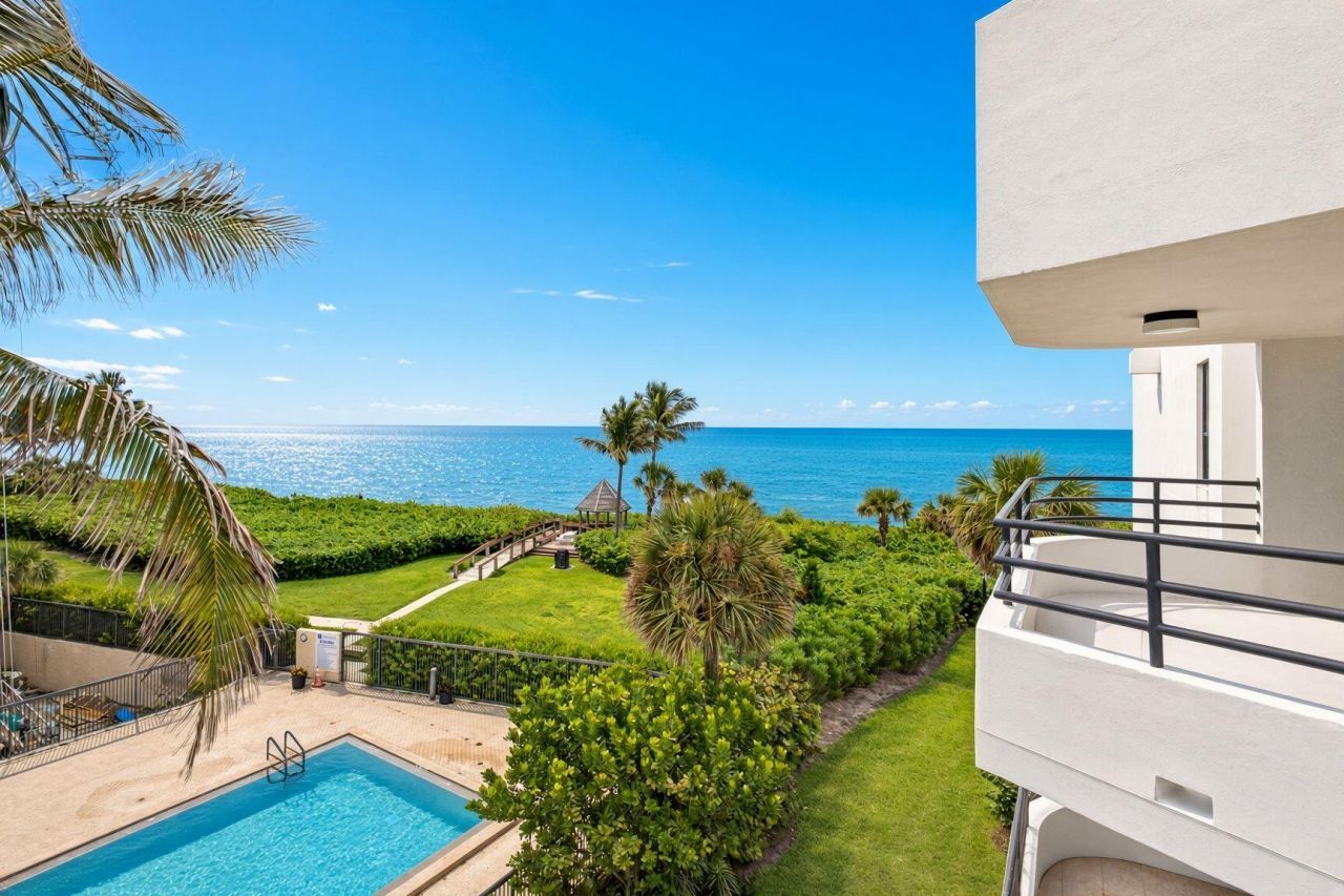 420 Celestial Way, Unit 403, Juno Beach, FL 33408 Photo