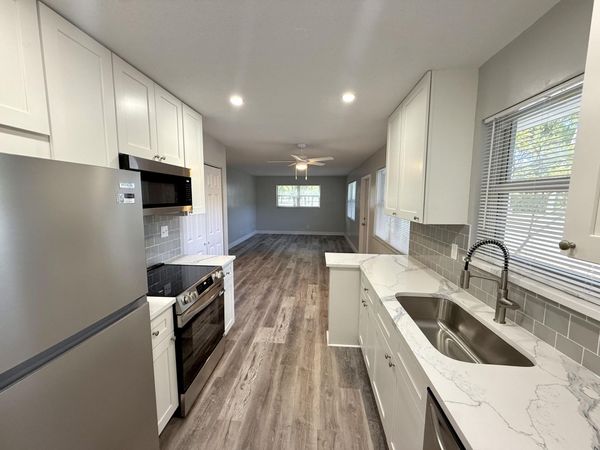 3500 HARRISON Street, Unit 7, Hollywood, FL 33021