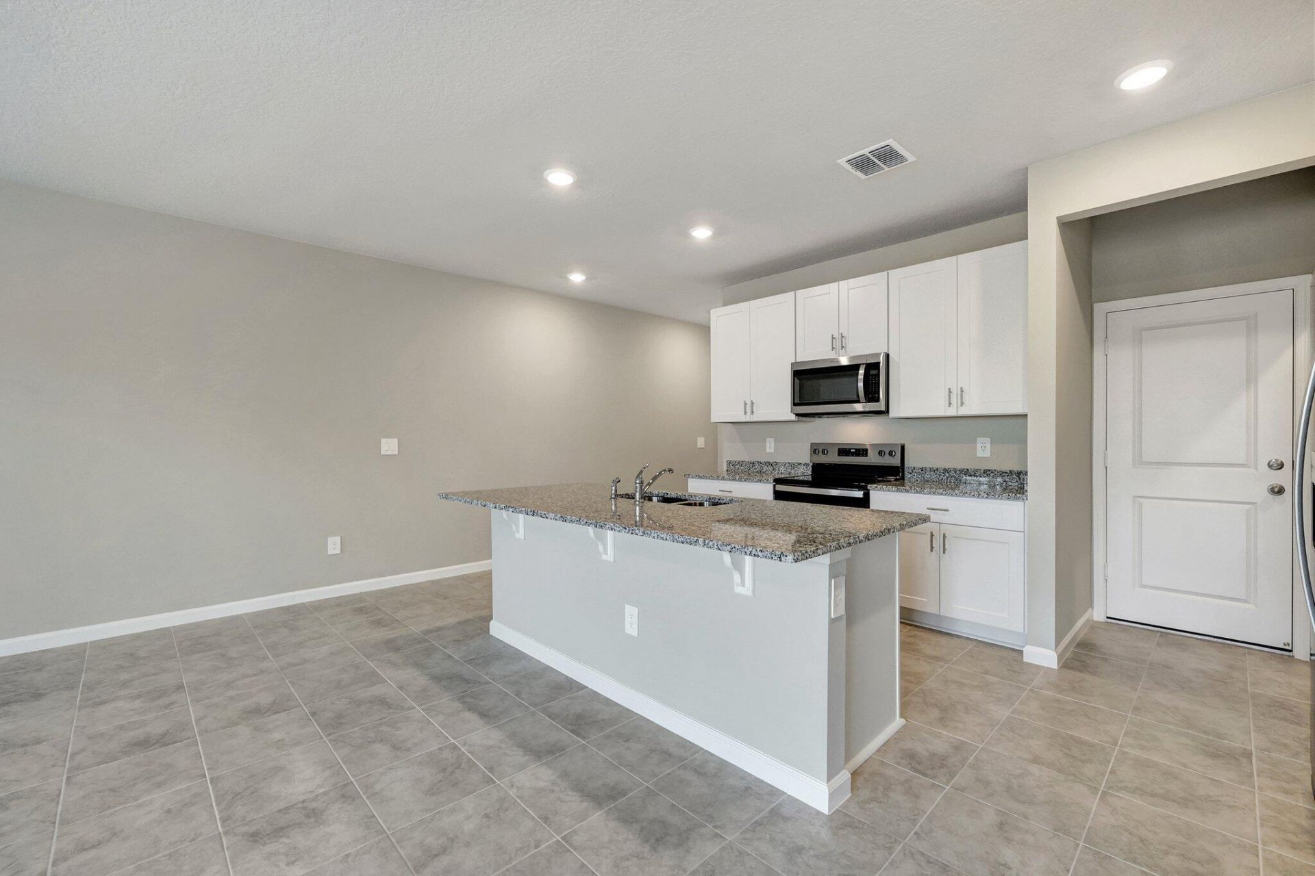5764 SE Edgewater Circle, Stuart, FL 34997 Photo