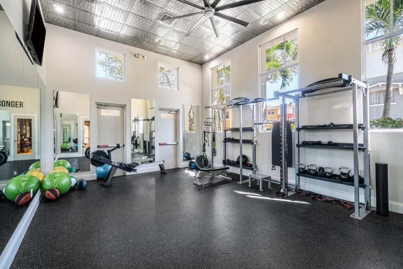 880 Millbrae Court, Unit 1, West Palm Beach, FL 33401 Photo