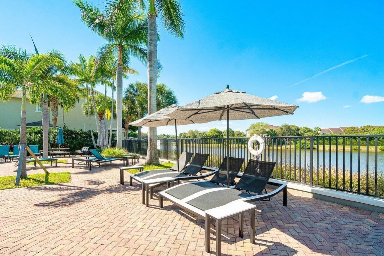 880 Millbrae Court, Unit 1, West Palm Beach, FL 33401 Photo