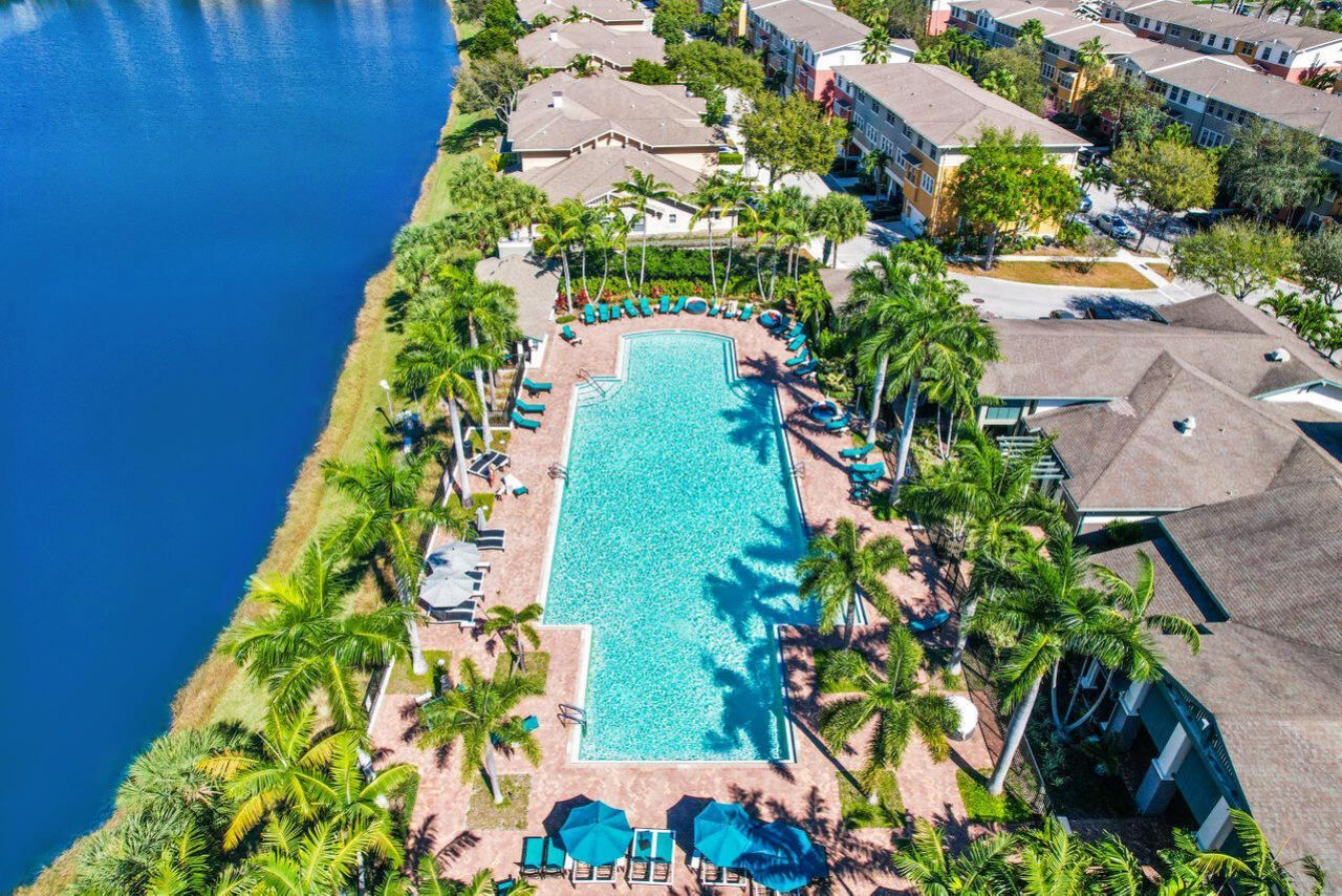 880 Millbrae Court, Unit 1, West Palm Beach, FL 33401 Photo