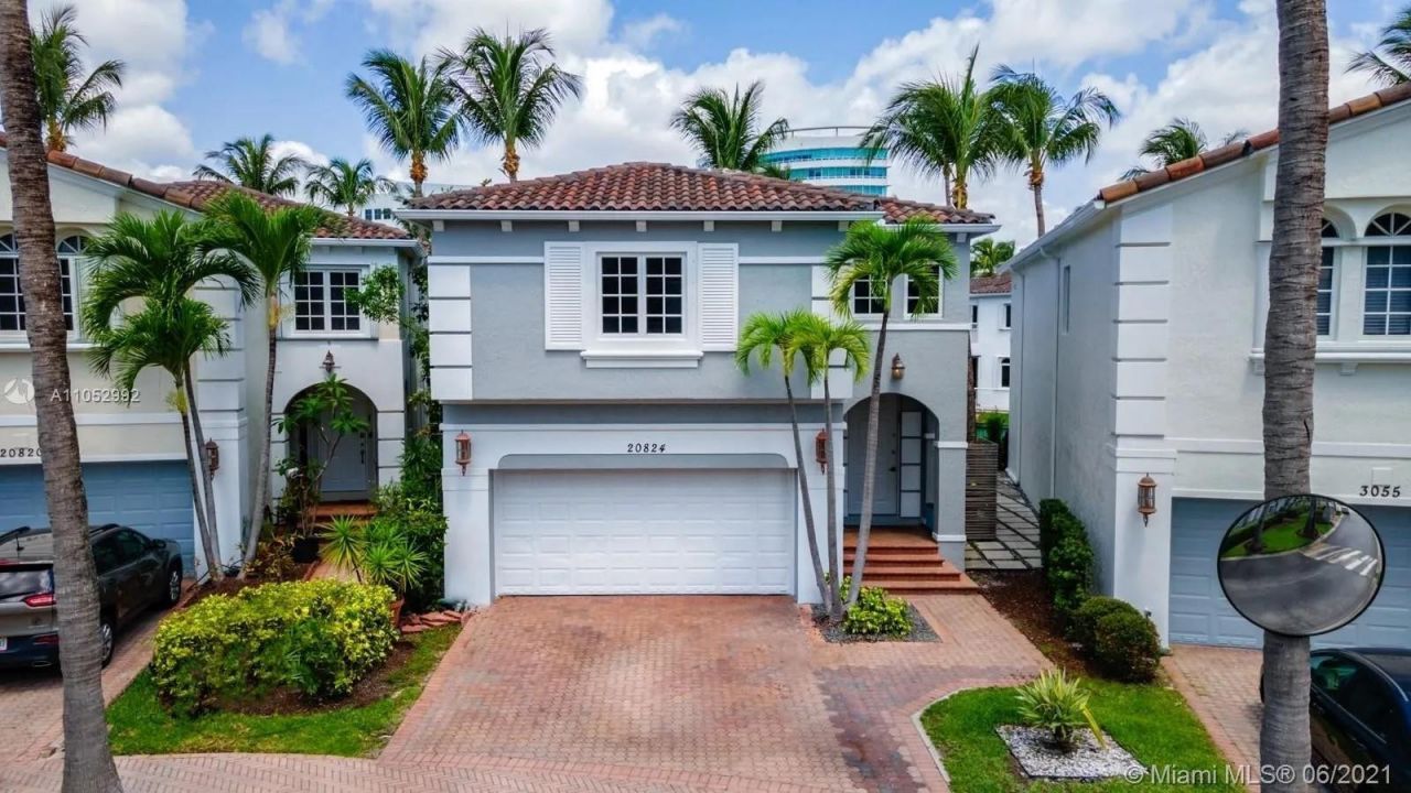 20824 NE 30th Place, Aventura, FL 33180 Photo