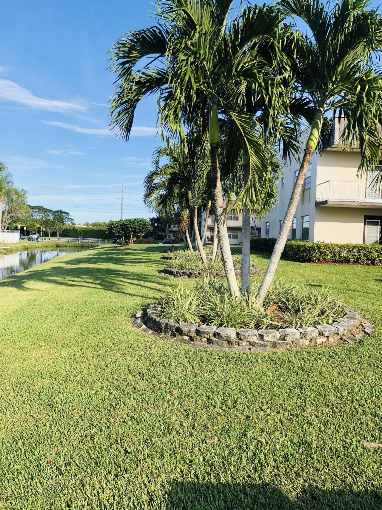 437 Burgundy J N, Unit 437, Delray Beach, FL 33484 Photo