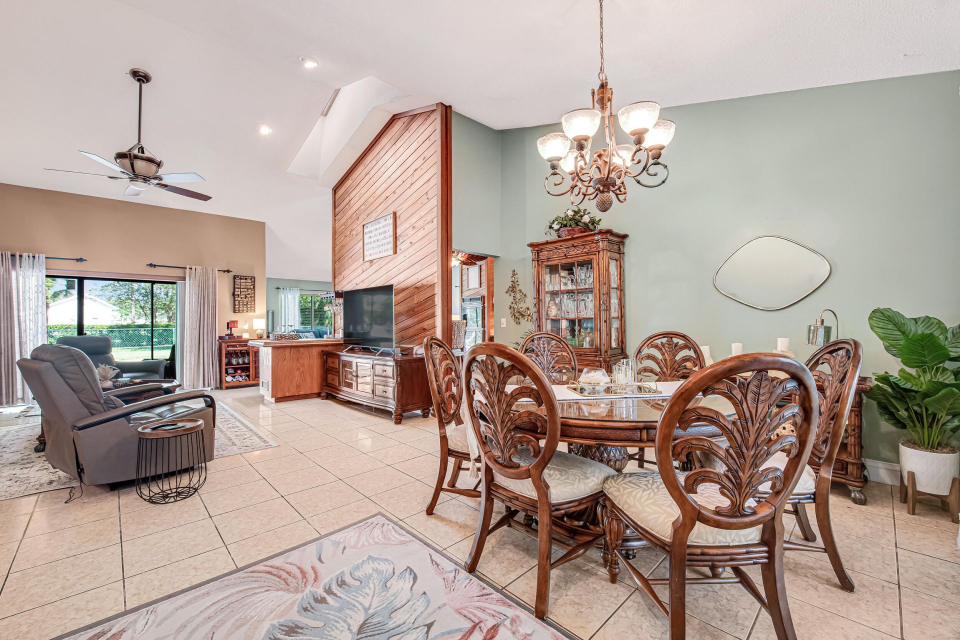 102 Sevilla Avenue, Royal Palm Beach, FL 33411 Photo