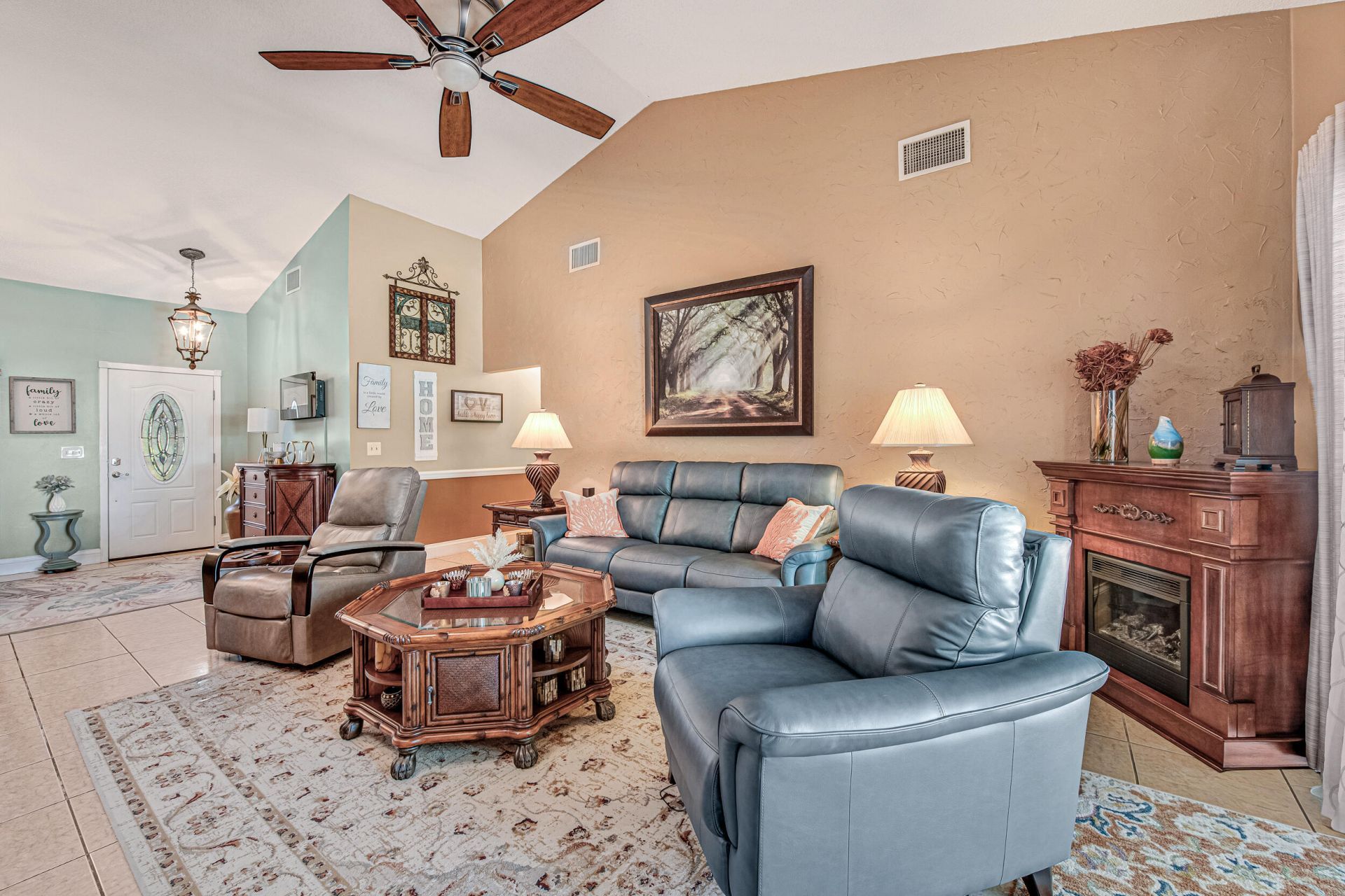 102 Sevilla Avenue, Royal Palm Beach, FL 33411 Photo