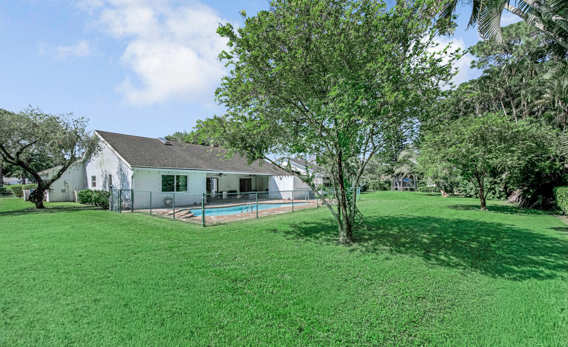 102 Sevilla Avenue, Royal Palm Beach, FL 33411 Photo
