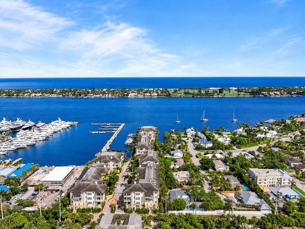 3940 N Flagler Drive, Unit 203, West Palm Beach, FL 33407