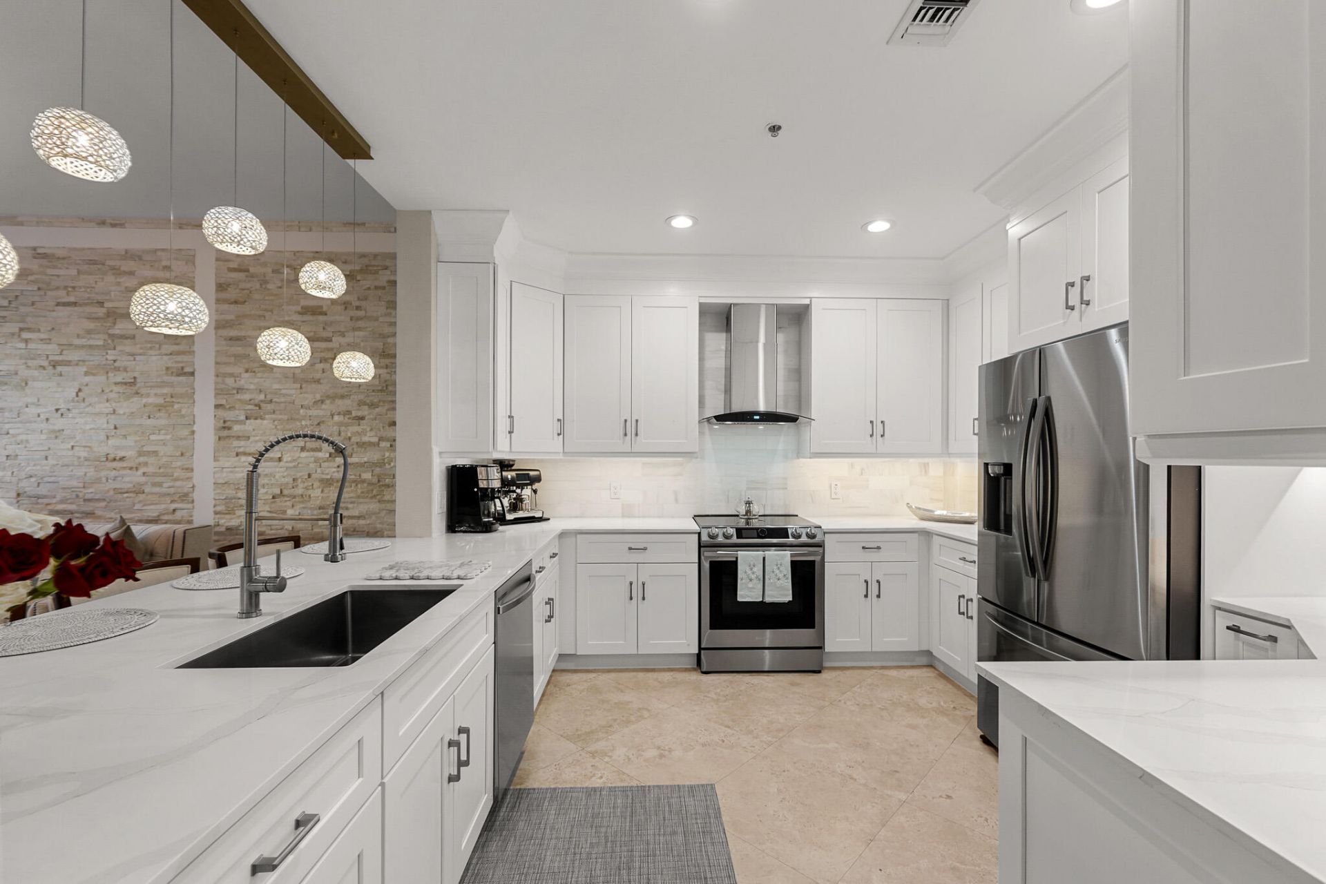 3940 N Flagler Drive, Unit 203, West Palm Beach, FL 33407 Photo
