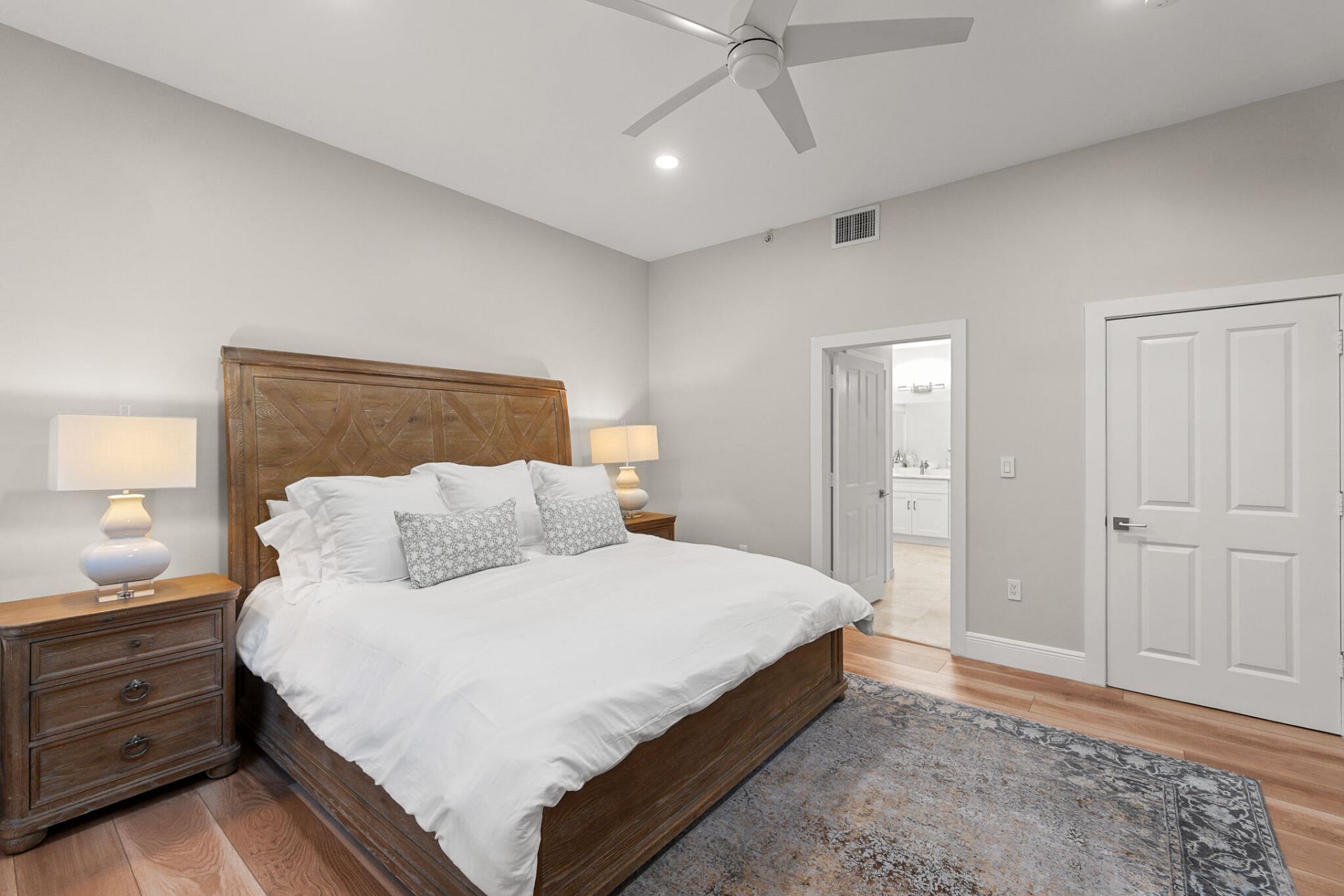 3940 N Flagler Drive, Unit 203, West Palm Beach, FL 33407 Photo