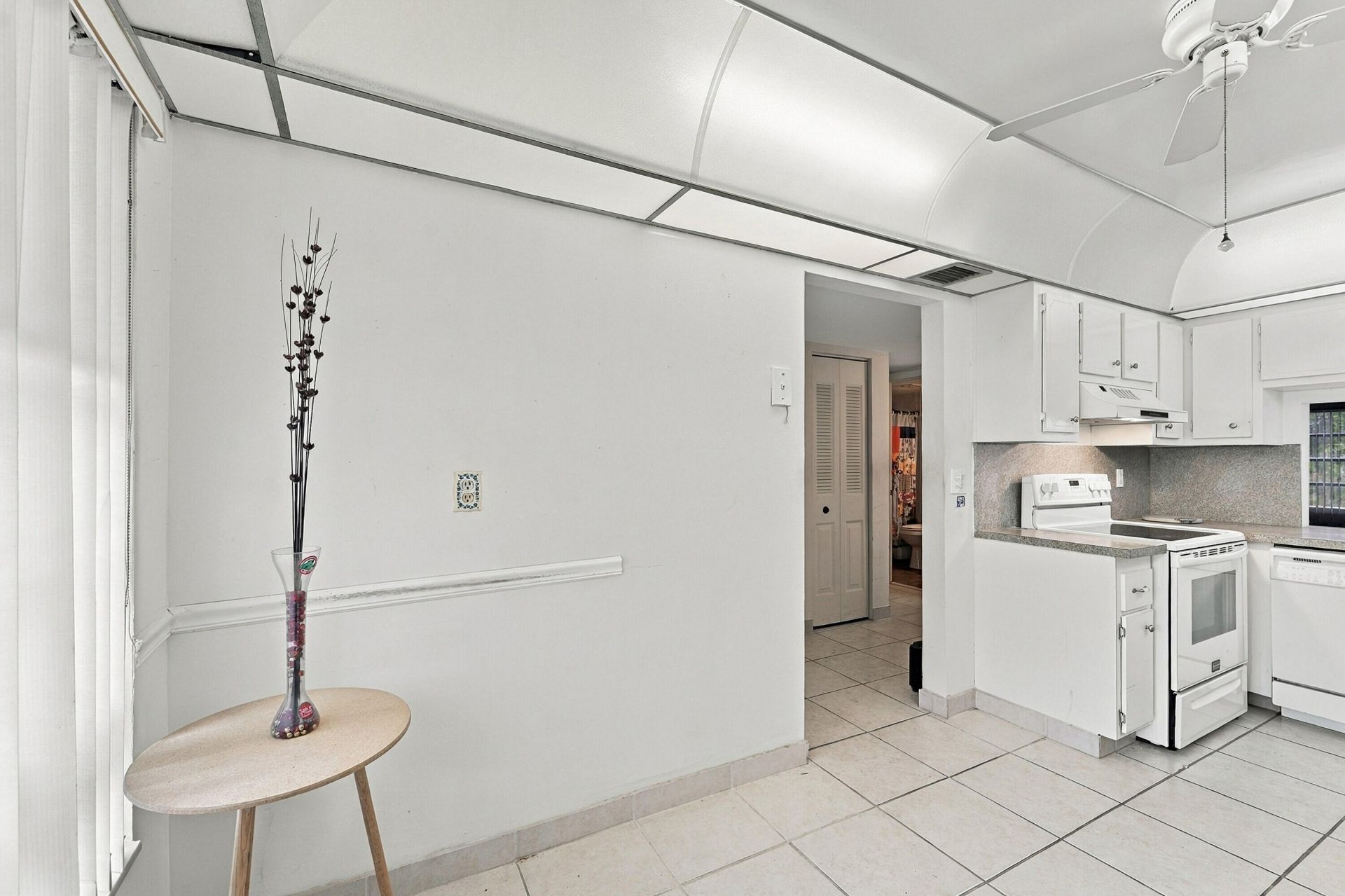 6350 NW 62nd Street, Unit 212, Tamarac, FL 33319 Photo