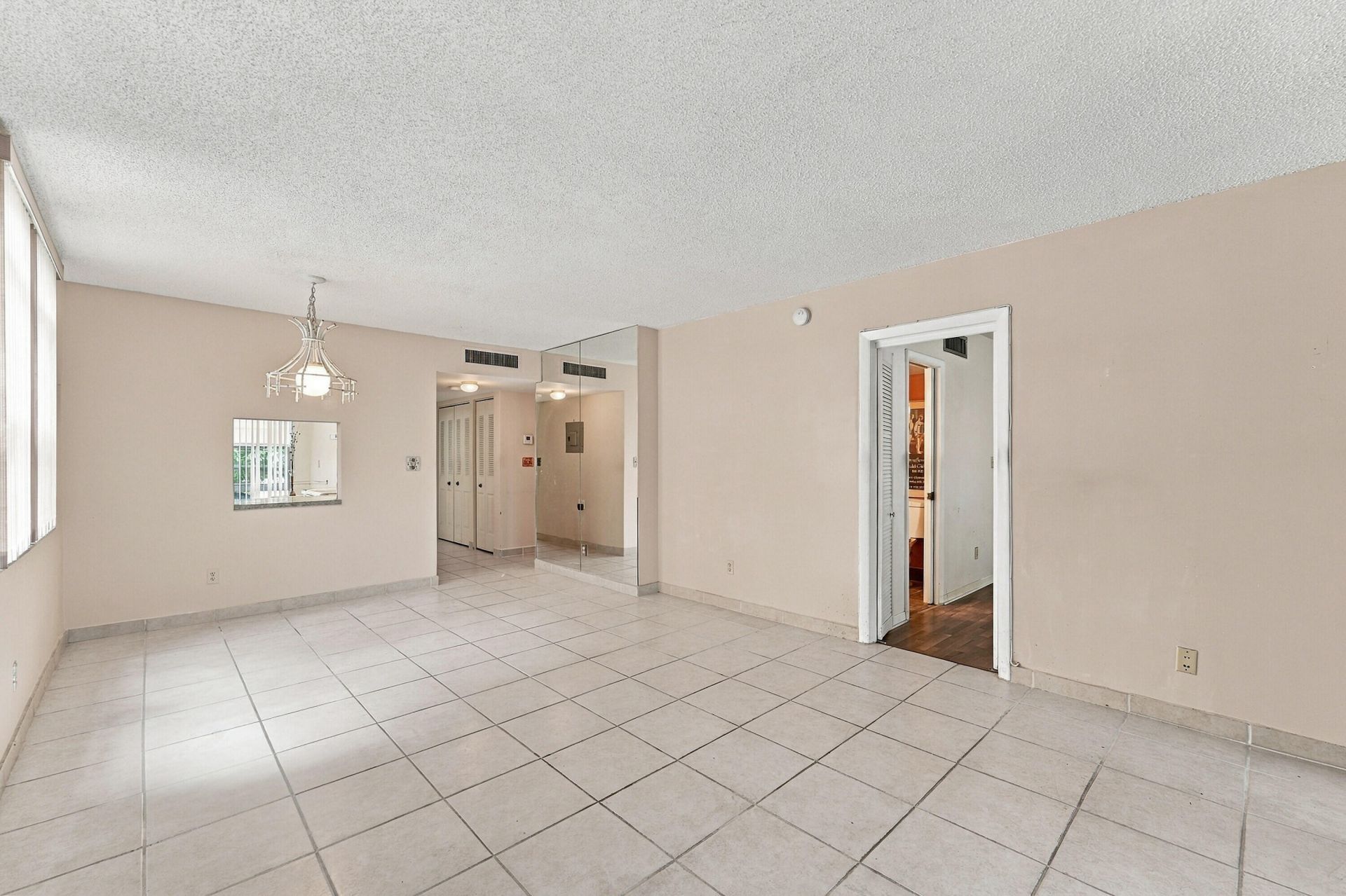 6350 NW 62nd Street, Unit 212, Tamarac, FL 33319 Photo