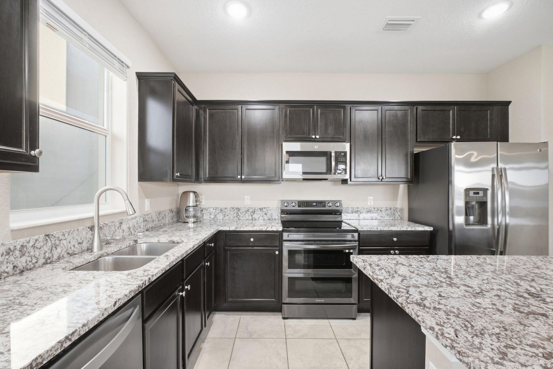 7730 NW Gladwell Lane, Port Saint Lucie, FL 34987 Photo