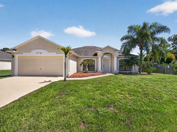 3721 SW Masilunas Street, Port St. Lucie, FL 34953