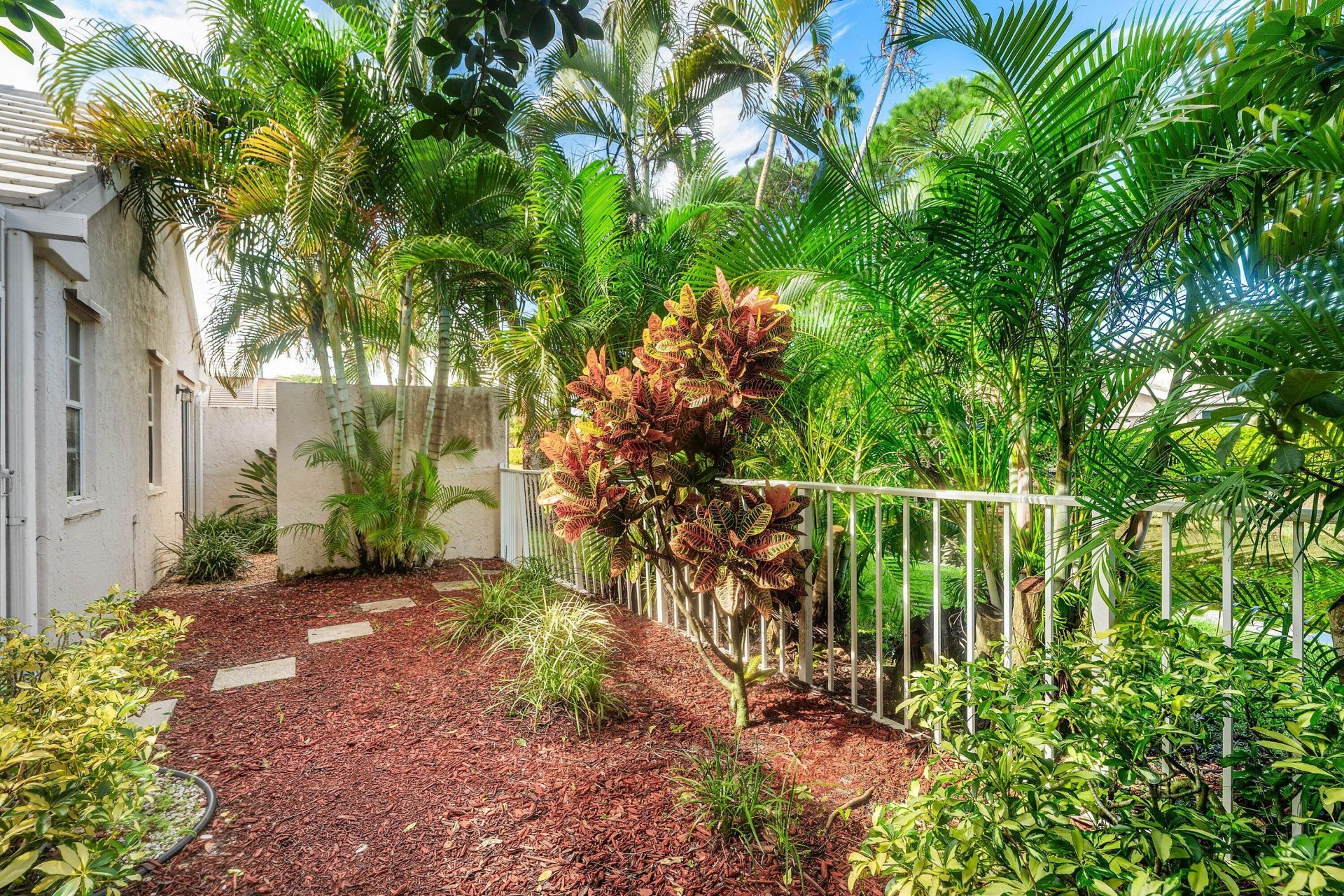 12 Elgin Lane, Palm Beach Gardens, FL 33418 Photo