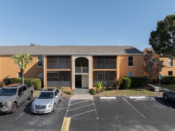 12658 Kenwood Lane, Unit D, Fort Myers, FL 33907