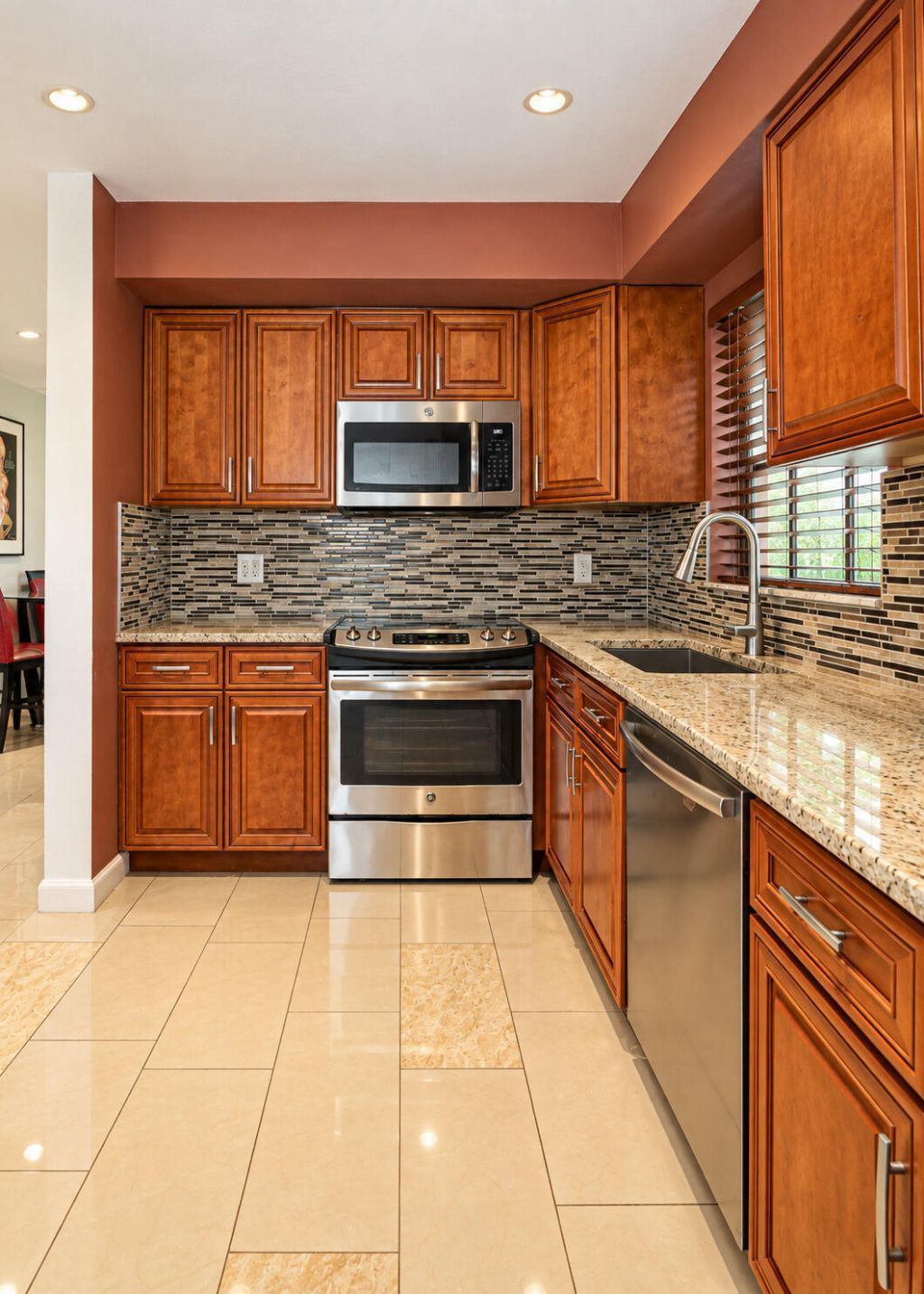 639 Madeline Court, West Palm Beach, FL 33413 Photo
