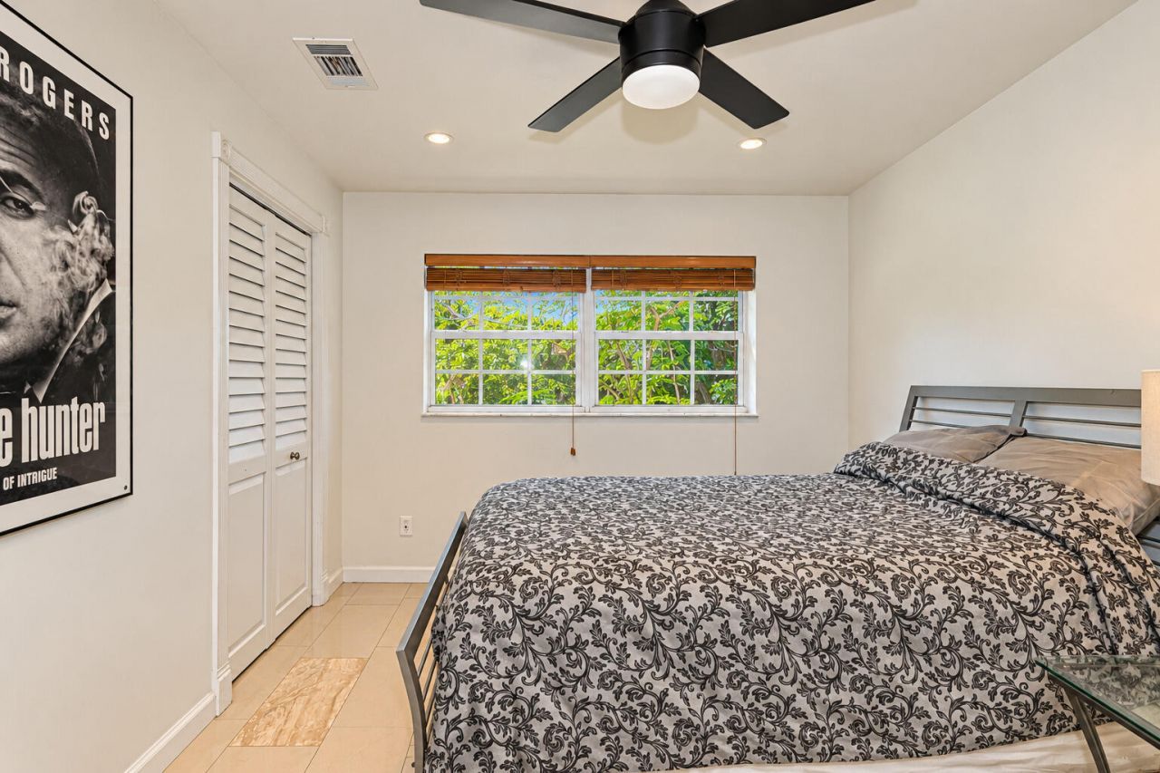 639 Madeline Court, West Palm Beach, FL 33413 Photo