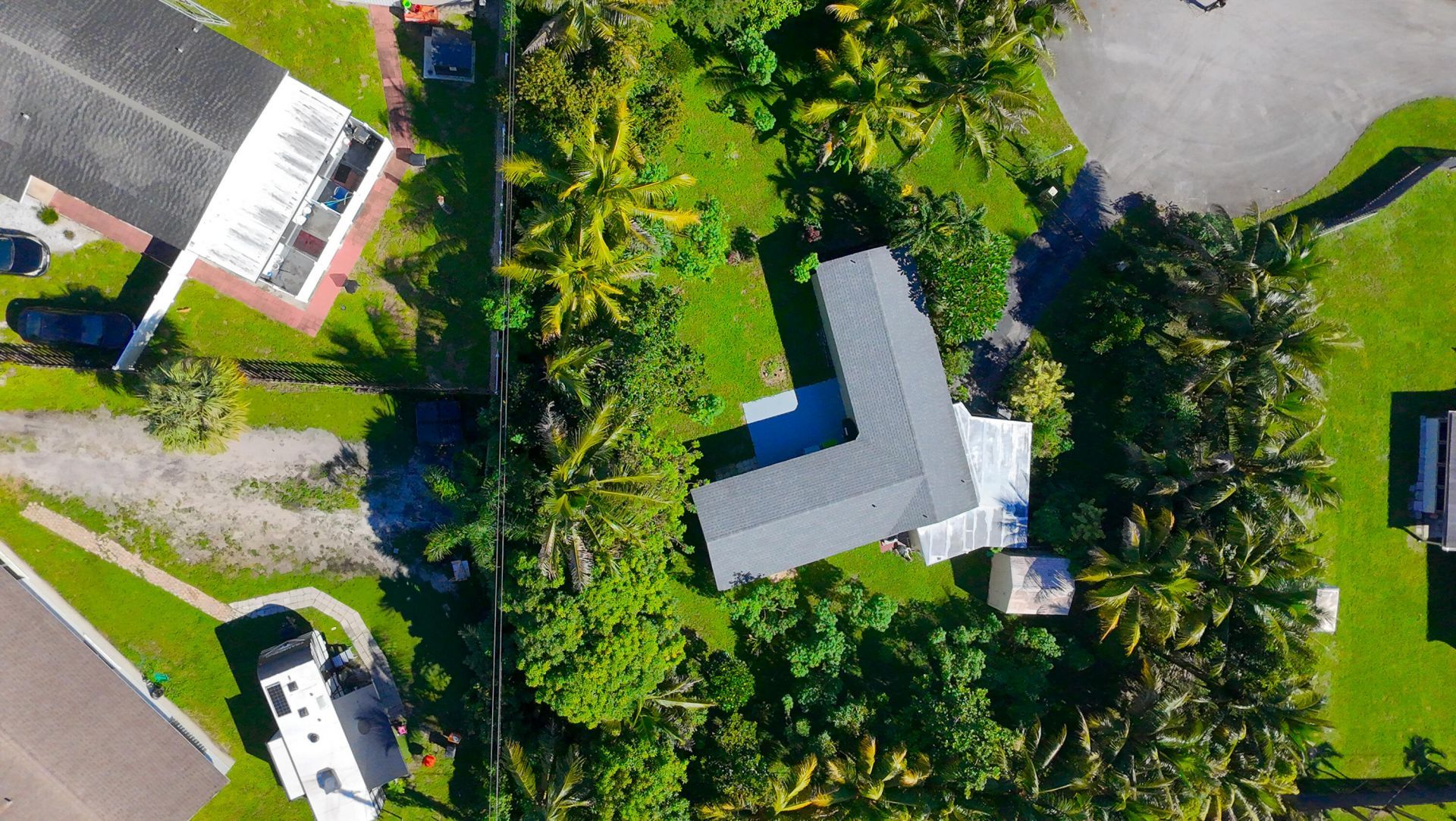 639 Madeline Court, West Palm Beach, FL 33413 Photo