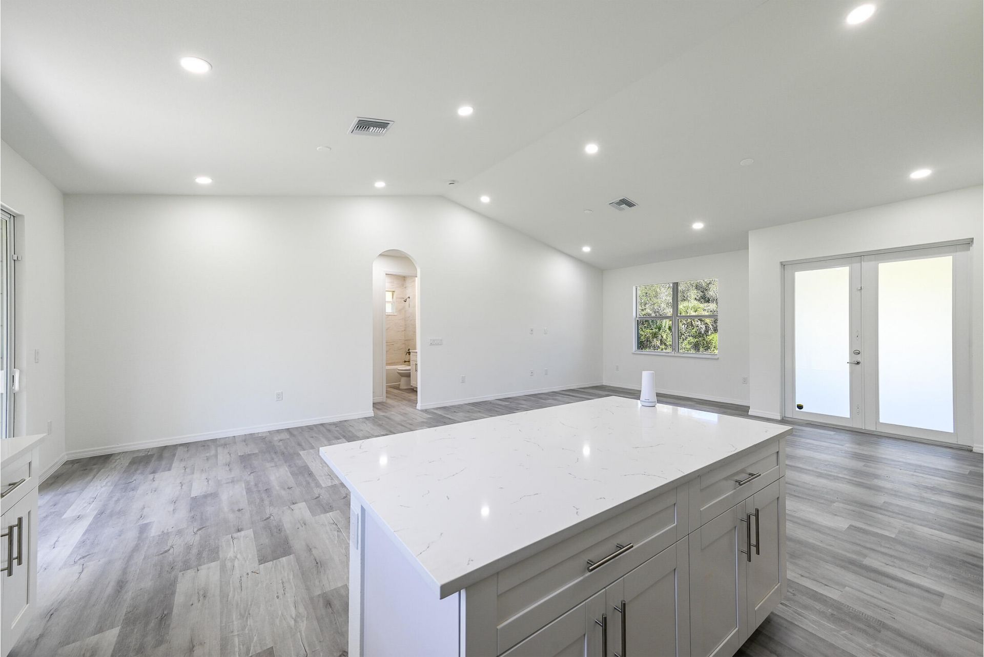 370 Chalet Avenue S, Lehigh Acres, FL 33974 Photo