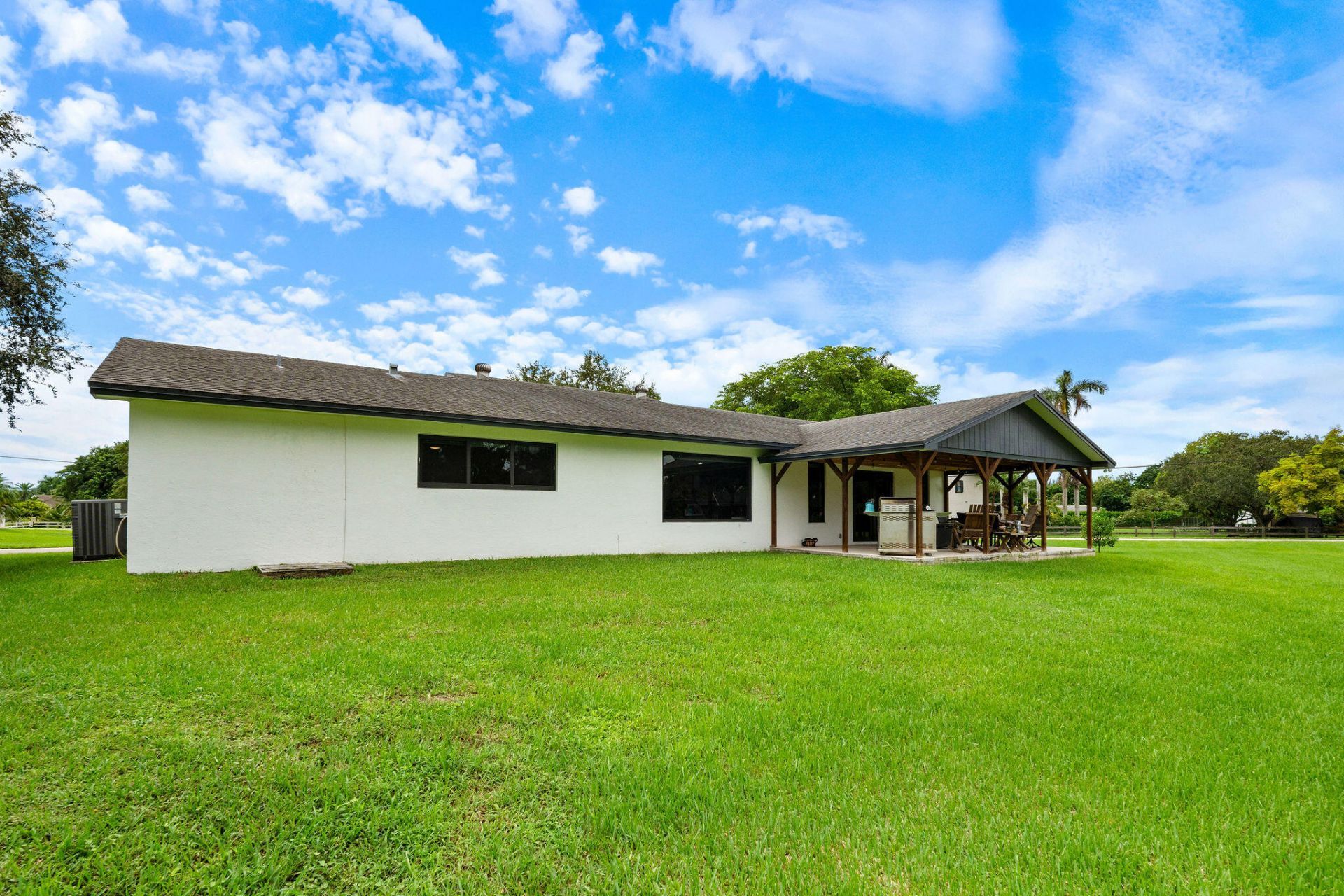 20421 SW 50th Place, Southwest Ranches, FL 33332 Photo