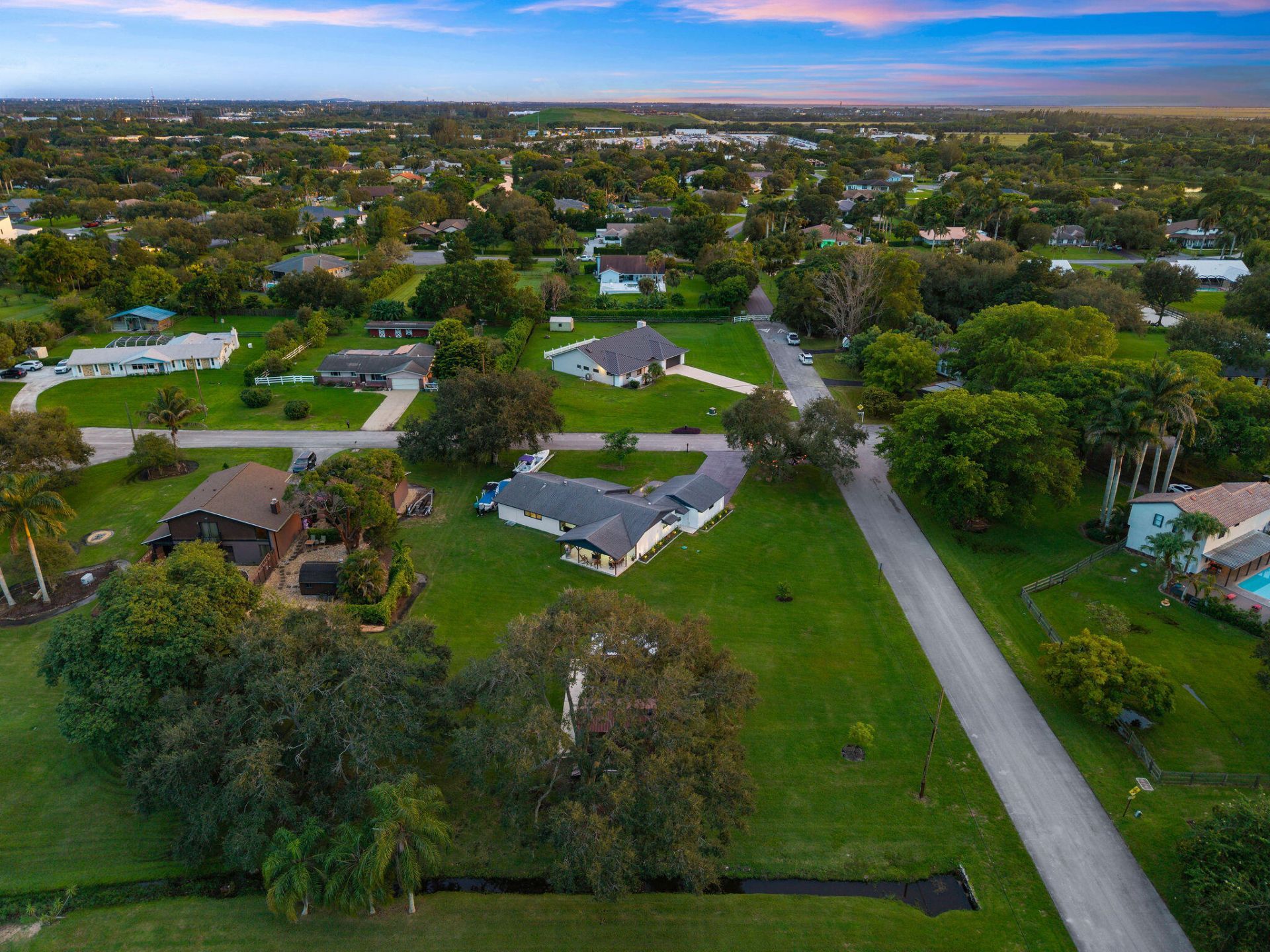 20421 SW 50th Place, Southwest Ranches, FL 33332 Photo