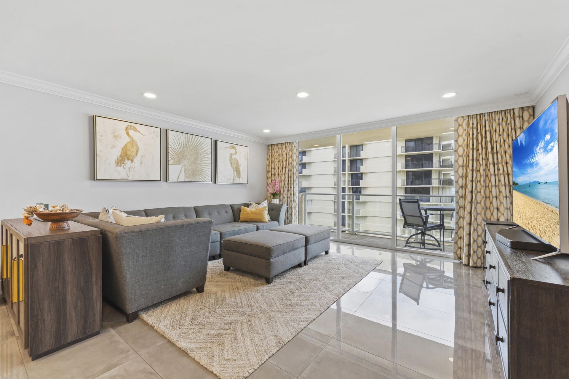 5440 N Ocean Drive, Unit 1404, Singer Island, FL 33404 Photo