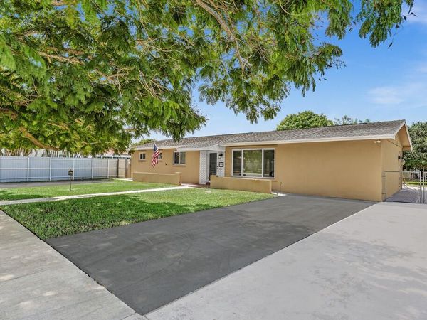 2624 SW 107TH Court, Miami, FL 33165