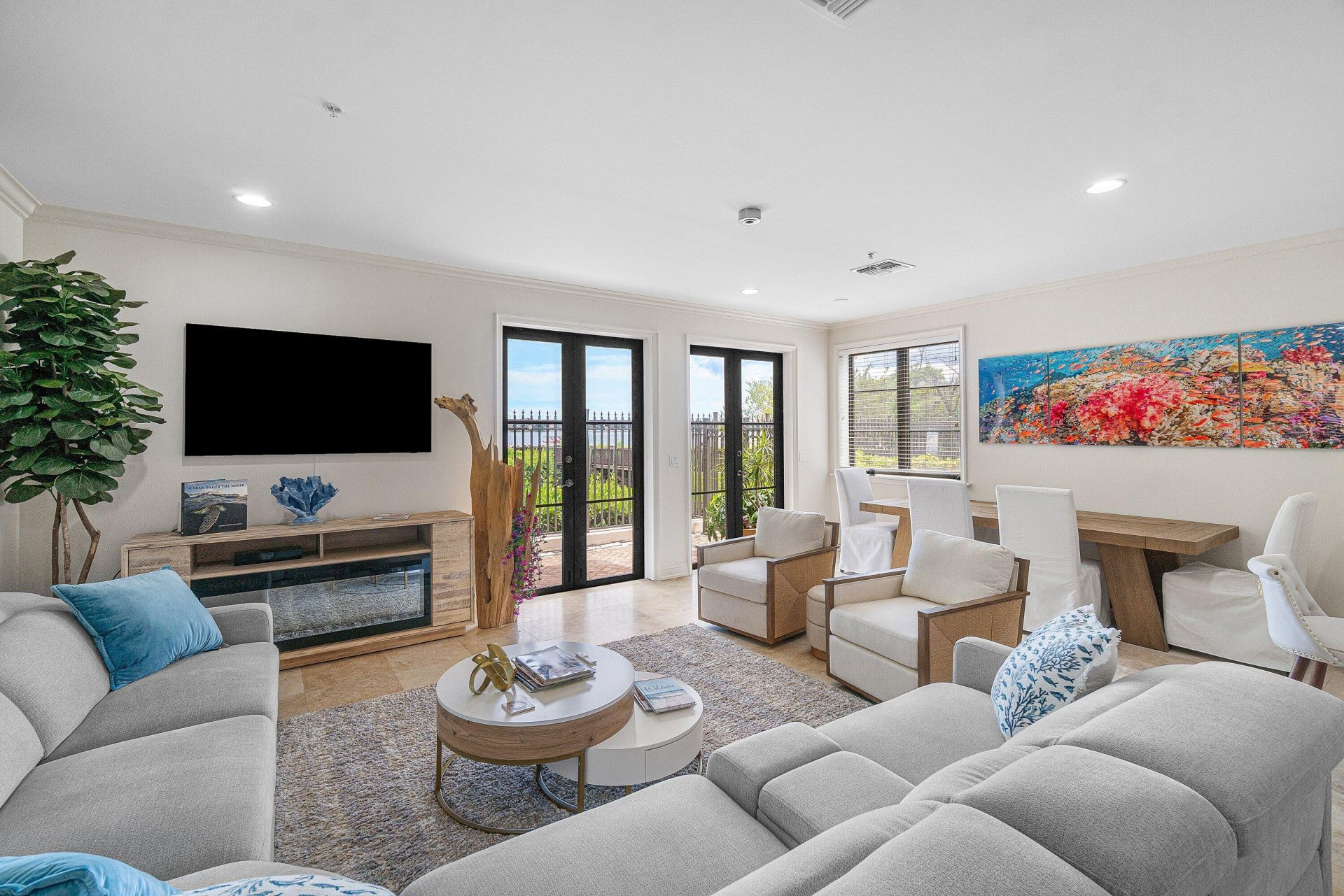 910 Via Villagio, Hypoluxo, FL 33462 Photo