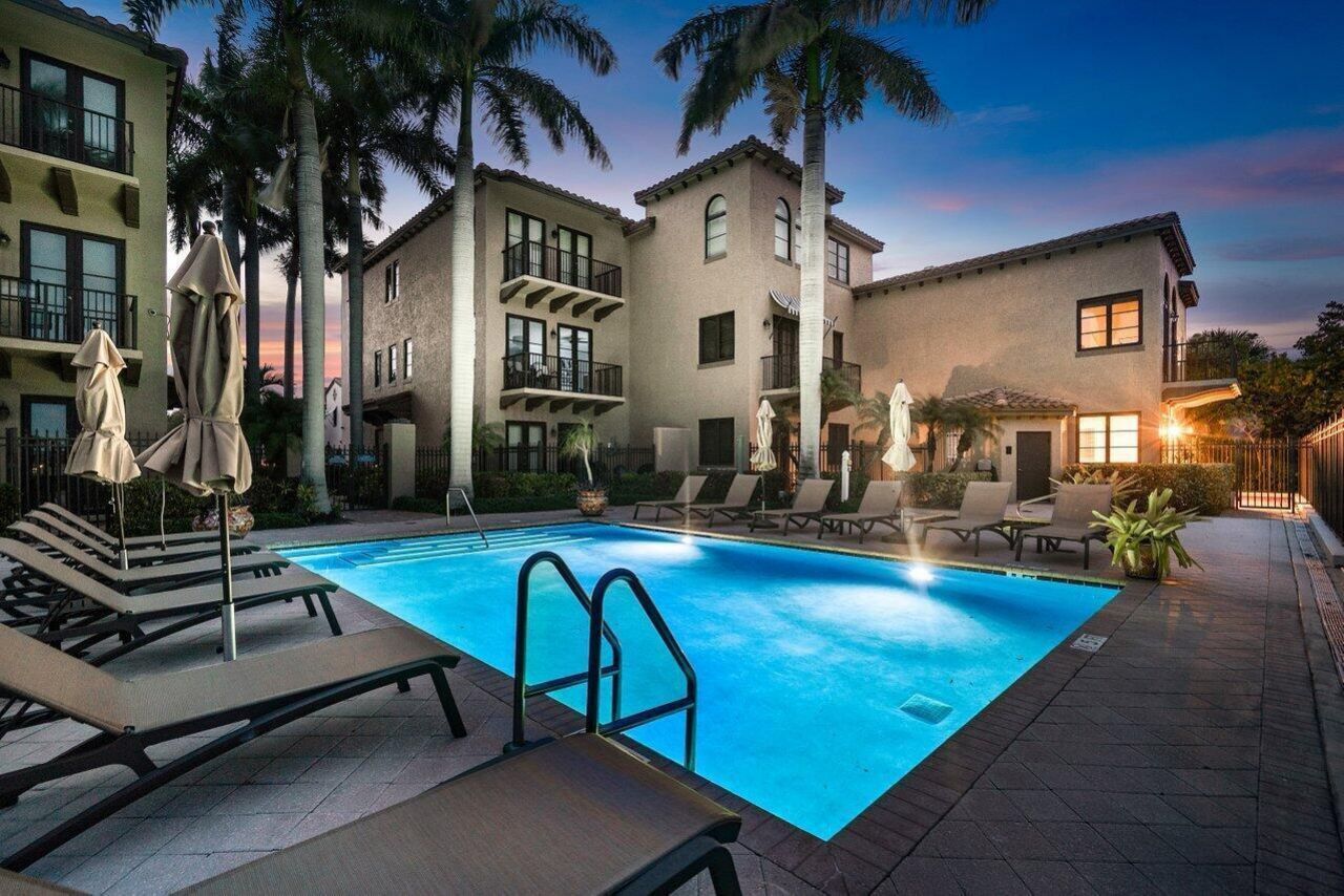 910 Via Villagio, Hypoluxo, FL 33462 Photo