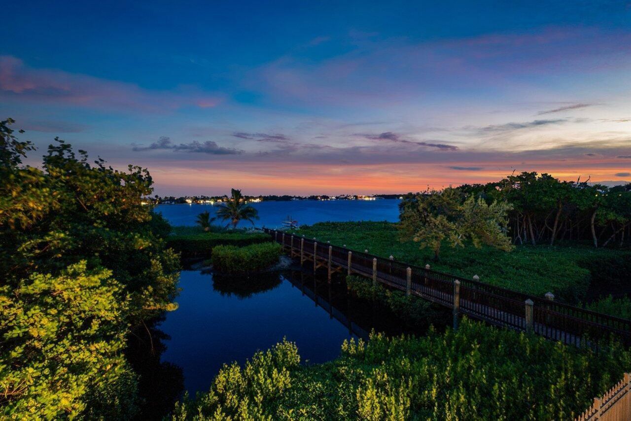 910 Via Villagio, Hypoluxo, FL 33462 Photo